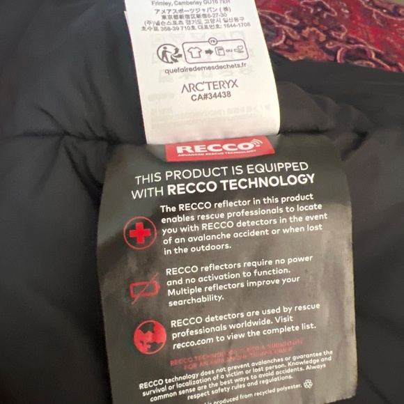 Arc’teryx Women Beta insulated Jacket Large - Picture 6 of 6